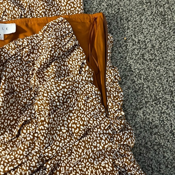 Two piece brown and tan tank top and skirt set. - Picture 8 of 10